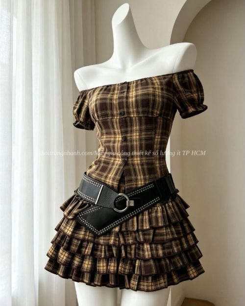 Các mẫu váy thiết kế tối giản dễ bán giúp shop tối ưu chi phí cắt may